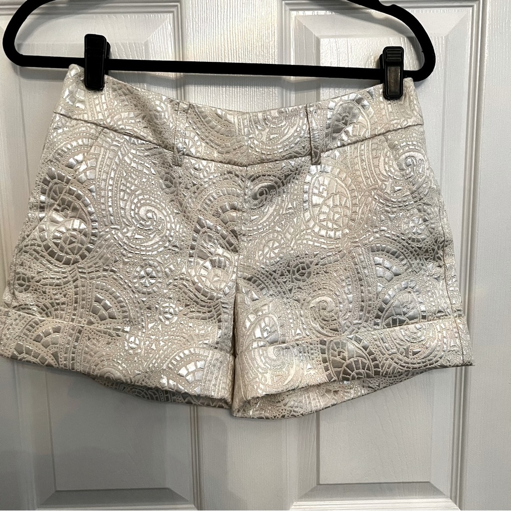 Ivory & silver design shorts